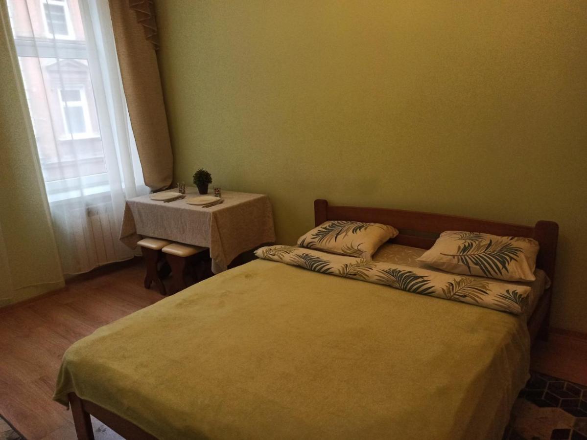 Smart Yellow Apartment-15 Хв Від Жд Вокзалу Lviv Buitenkant foto